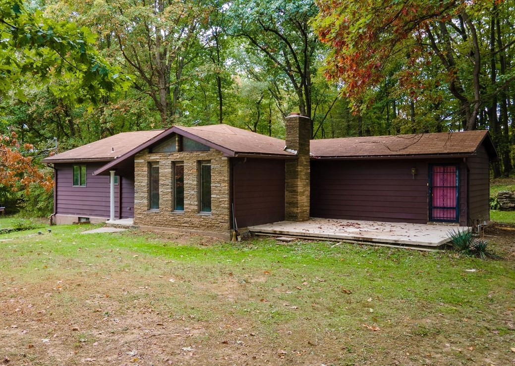 144 Cooper Rd, Cabot, PA 16023-9747