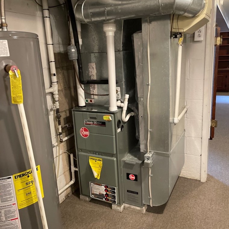 740 Summerlea Ave, Washington PA 15301-3826 exterior