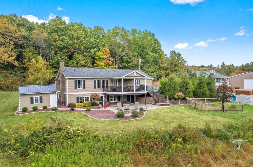 116 Dobson Rd, Seven Fields, PA 16046-3308
