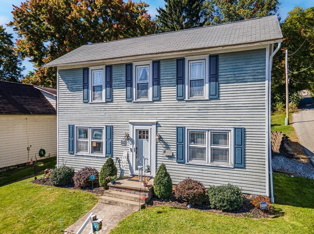 275 Church St, Volant, PA 16156