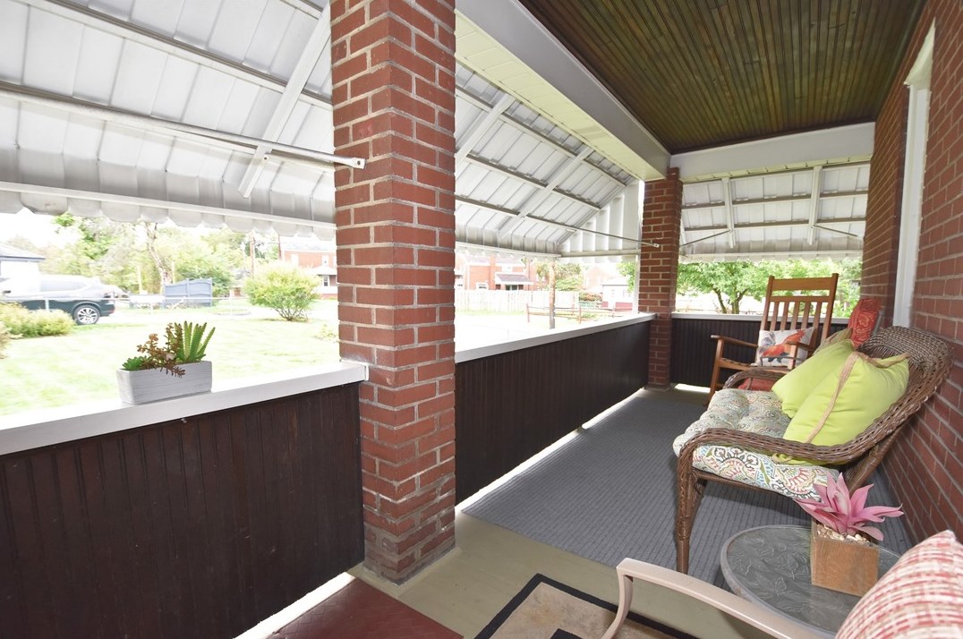 600 Grandview Ave, Collier Township, PA 15106-2820