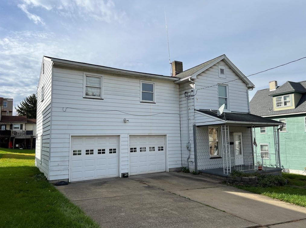 1808 S Jefferson St, New Castle, PA 16102