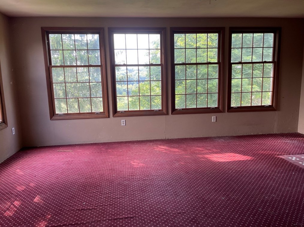 811 Cottonwood Dr, Monroeville, PA 15146-1105