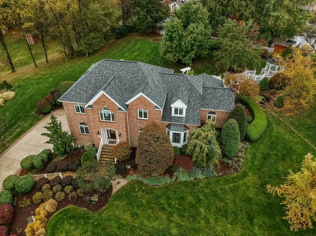 1072 Grandview Farms Pl, Bethel Park, PA 15102