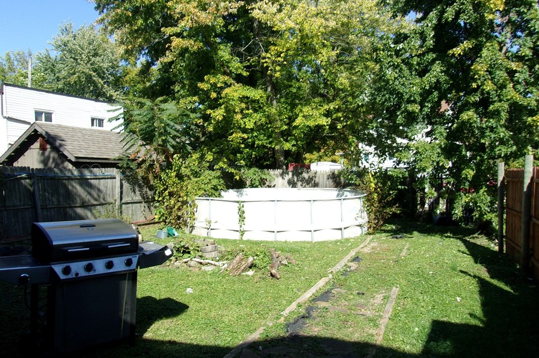 162 W Berkeley St, Oliphant Furnace, PA 15401