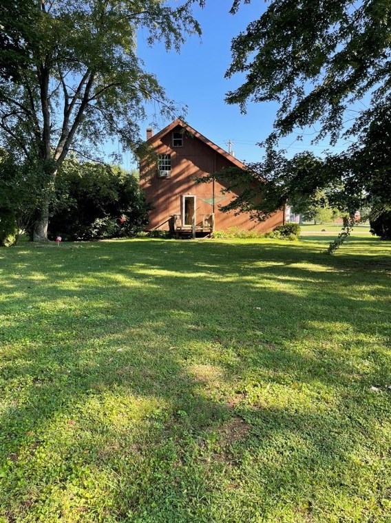 208 W Washington St, Barkeyville, PA 16038