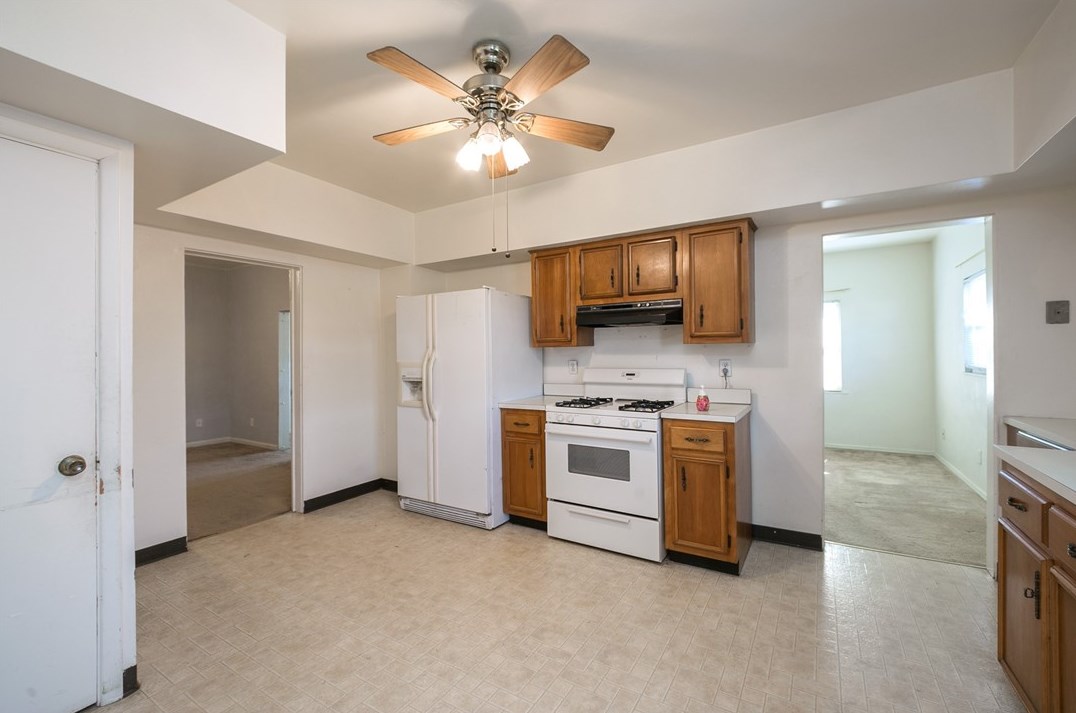 105 Independence St, Perryopolis, PA 15473-5383