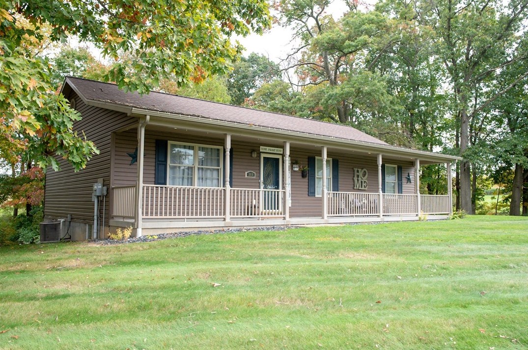 1058 Glade Run Rd, Kittanning, PA 16201-7006