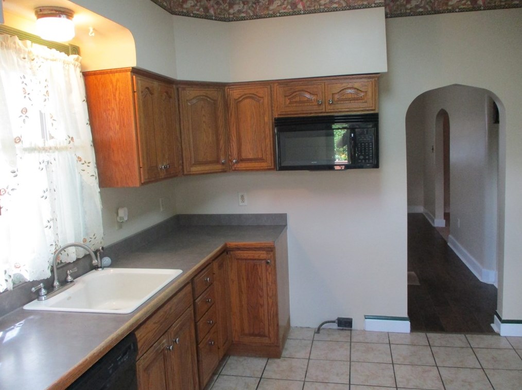 546 Jefferson Ave, Washington PA 15301-4117 exterior