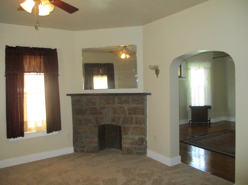 546 Jefferson Ave, Washington PA 15301-4117 exterior