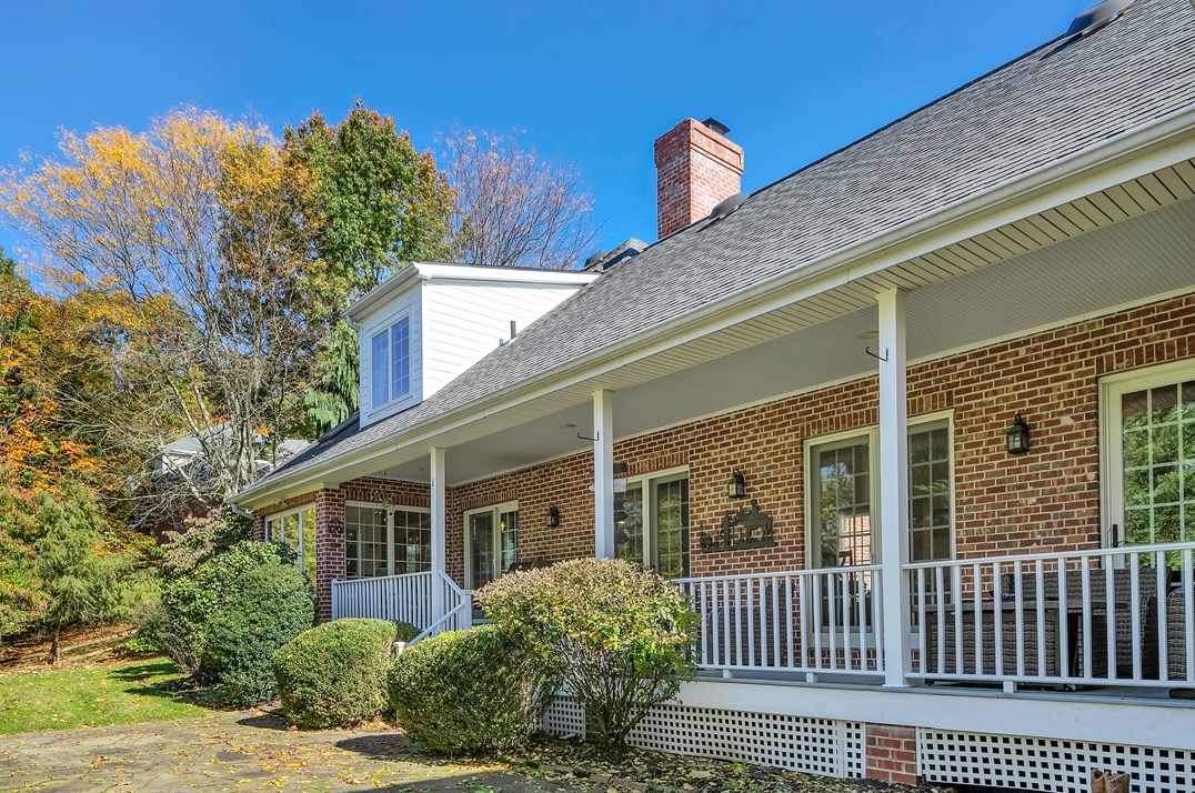 117 Mt Blaine Dr, Canonsburg, PA 15317