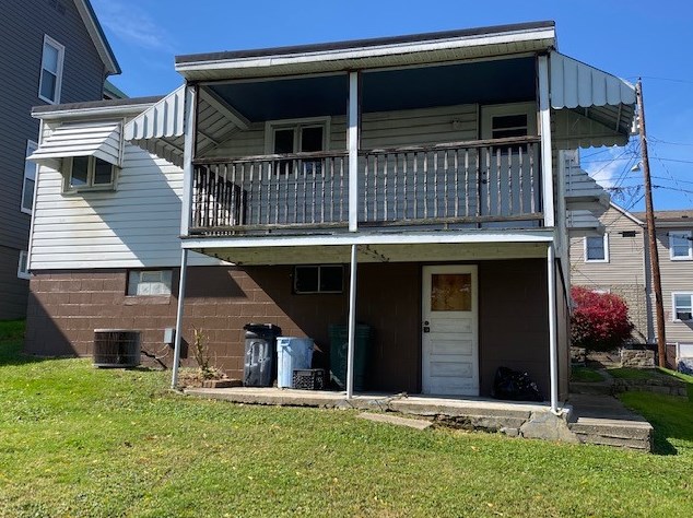 622 Park St, California, PA 15419