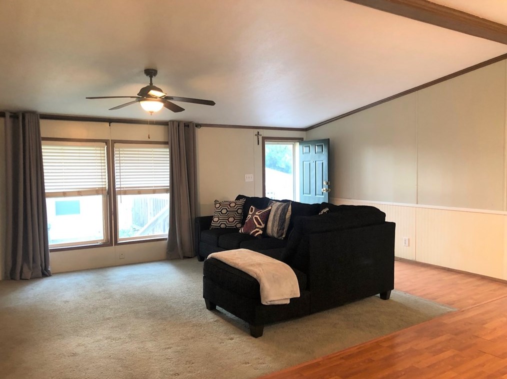 115 Mary Lynn Ln, Valencia, PA 16059-1623