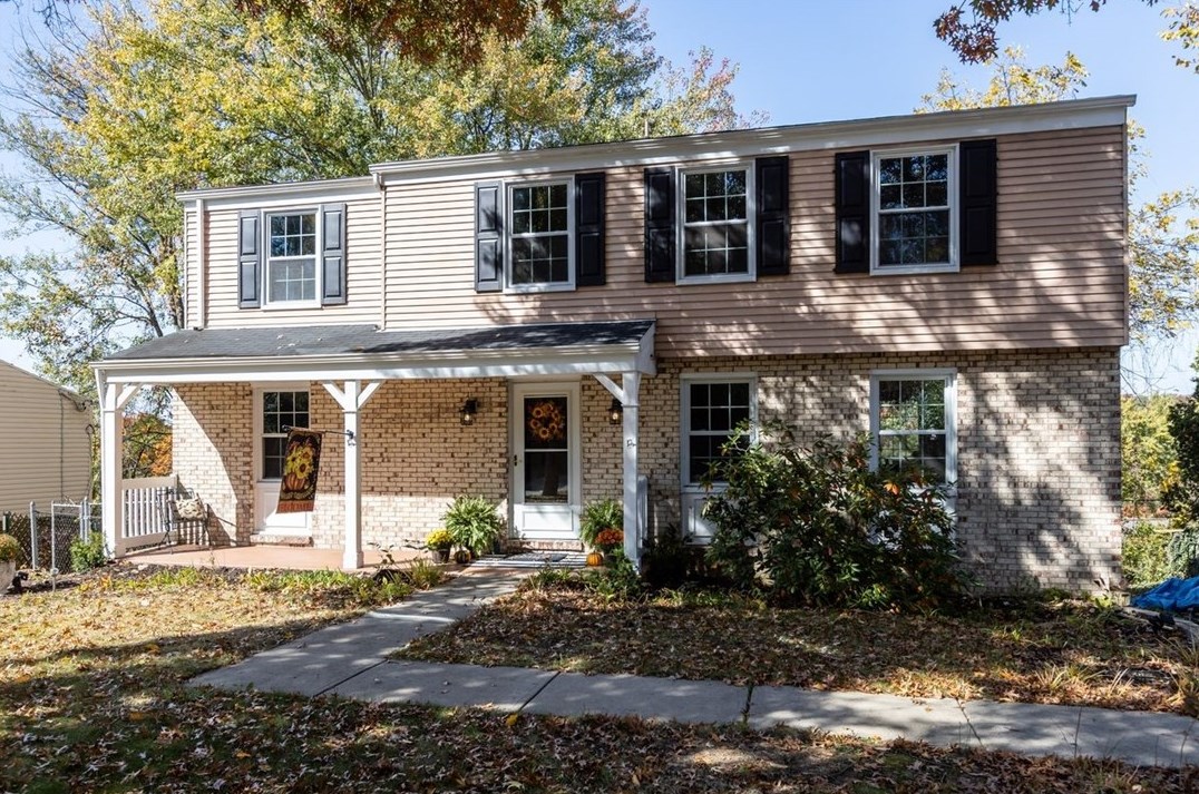 62 Gill Hall, Jefferson Hills, PA 15025