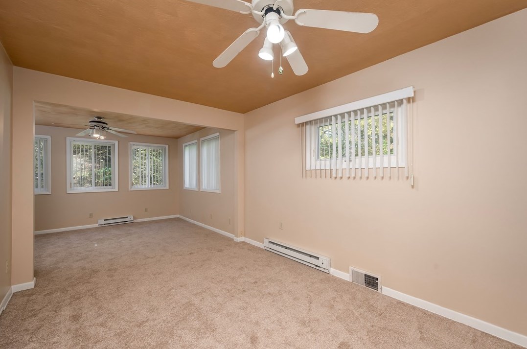 1013 Squaw Run Rd, Ellwood City PA  16117-6965 exterior