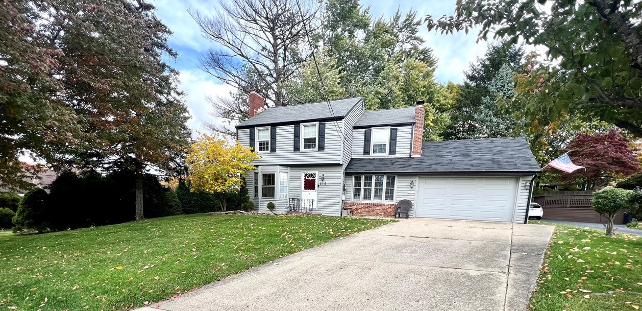 216 W Northview Ave, New Castle, PA 16105