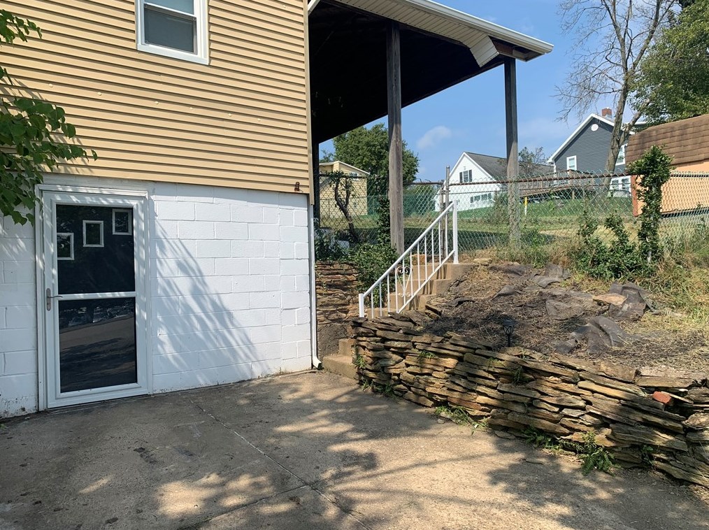 261 Park Ave, Washington PA 15301-8978 exterior