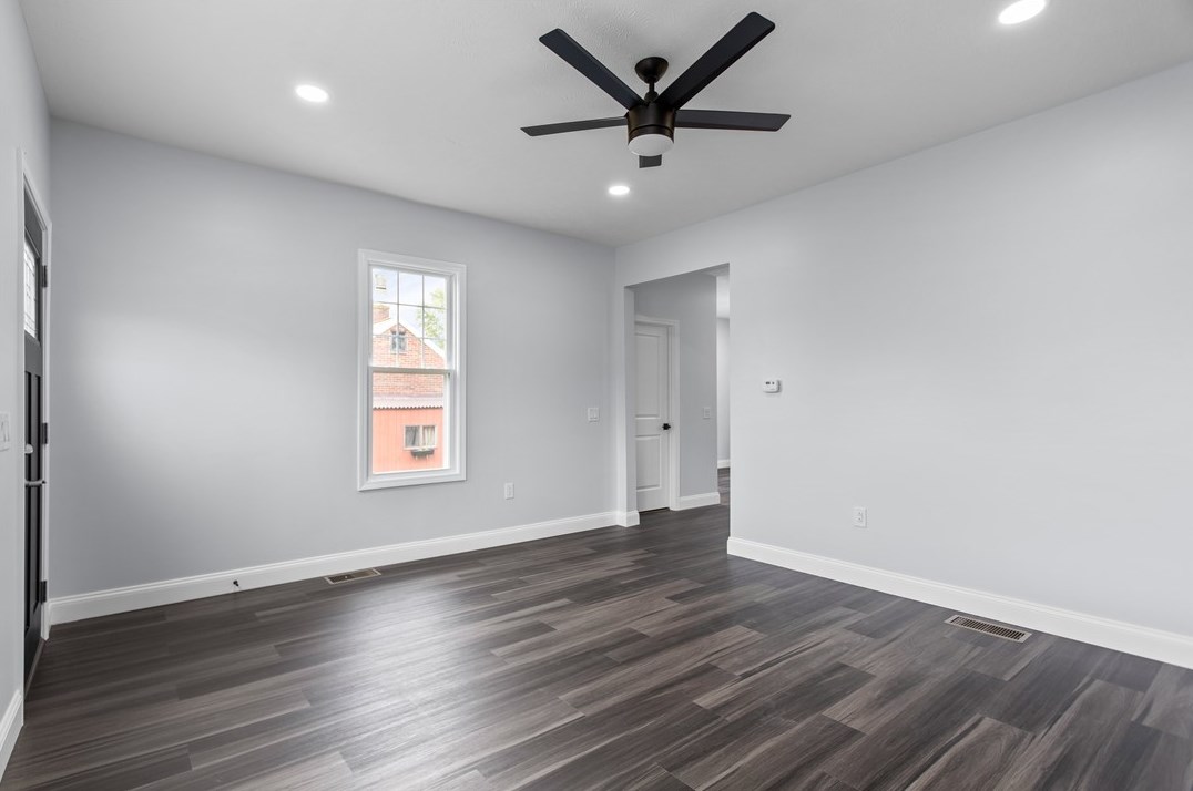 817 Pike St, Houston PA  15342-1342 exterior
