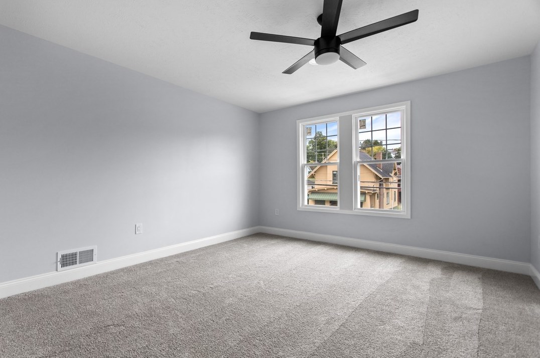 817 Pike St, Houston PA  15342-1342 exterior