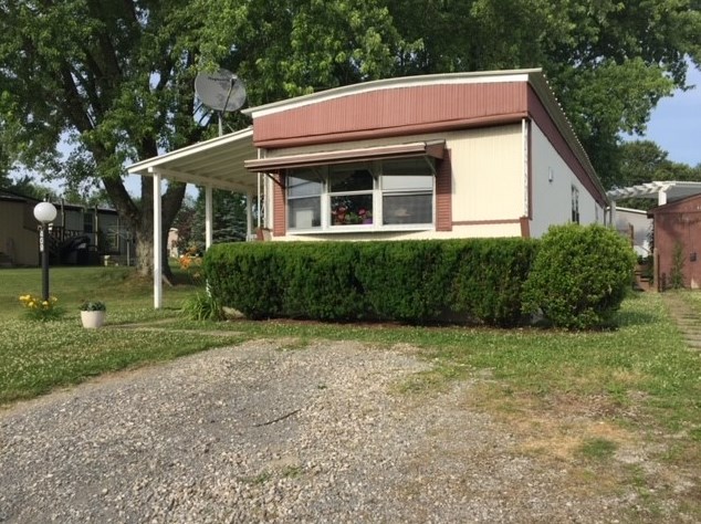 409 Knollwood Dr, Valencia, PA 16059
