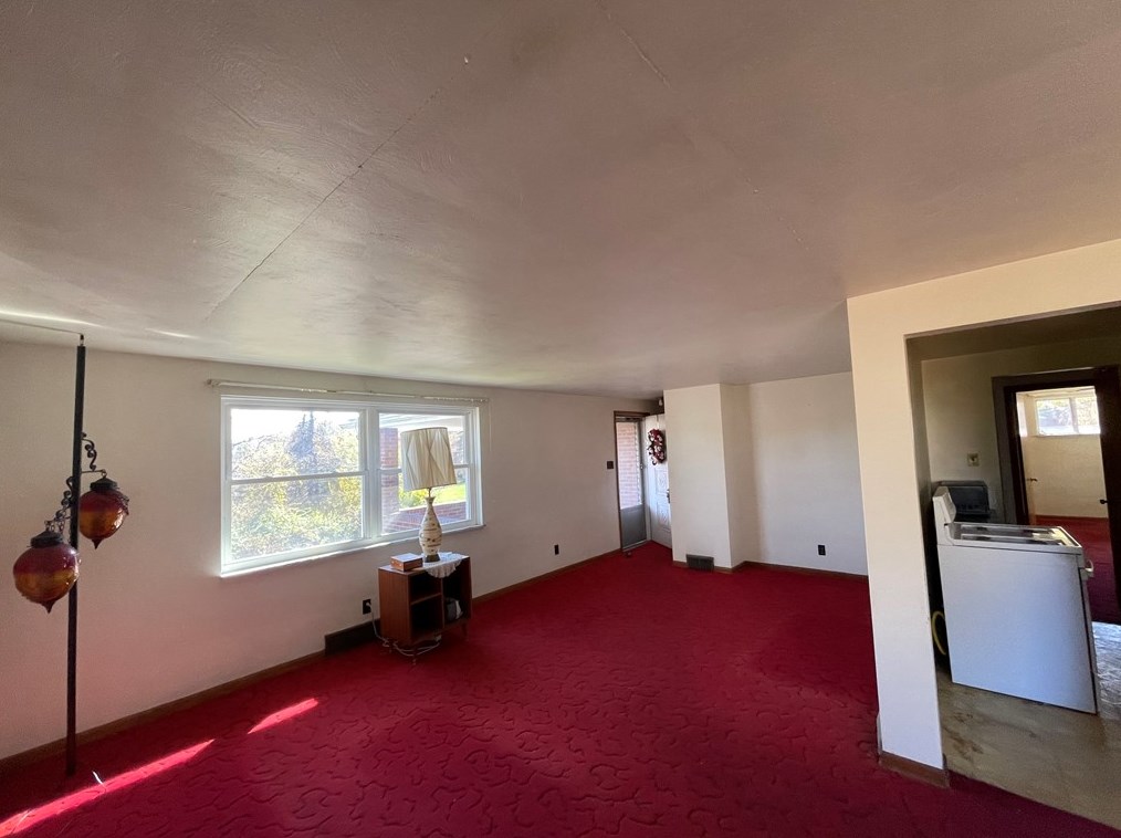 1210 5th Ave, Monongahela, PA 15063