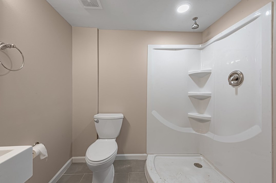 724 Bilberry Rd, Monroeville PA  15146-1122 exterior