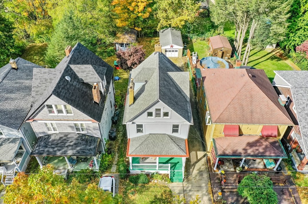 121 4th St, Oakmont, PA 15139