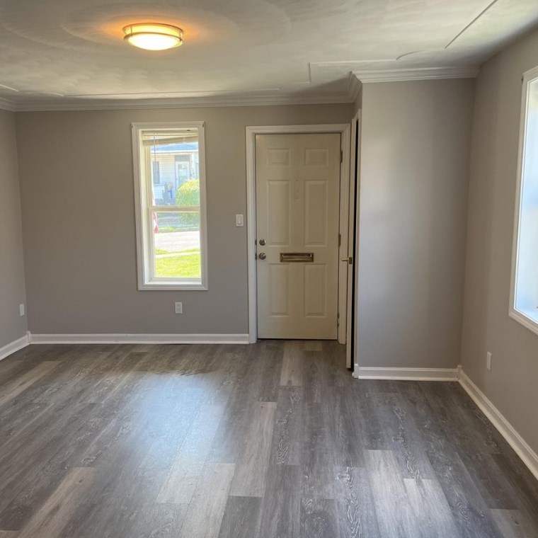 153 Mcadam Ave, Washington, PA 15301-1946