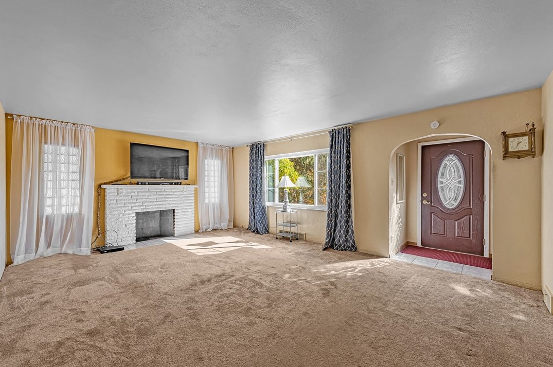 1407 Cavitt Rd, Monroeville, PA 15146-3769