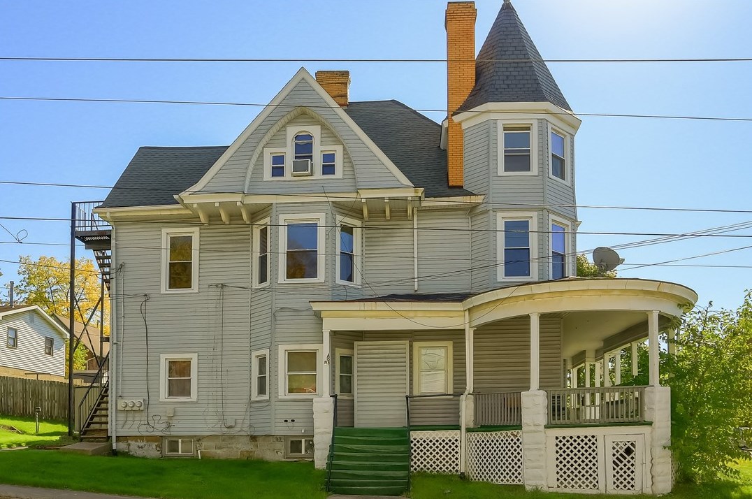 490 Allison Ave, Washington, PA 15301-4215