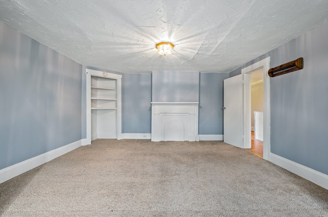29 Westminster Ave, Greensburg PA  15601-2256 exterior