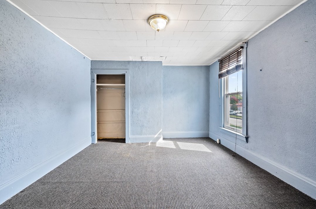 29 Westminster Ave, Greensburg PA  15601-2256 exterior
