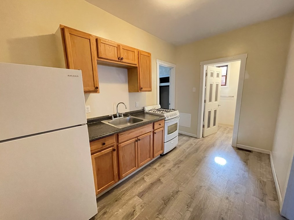 507 Hemlock, Glassport, PA 15045