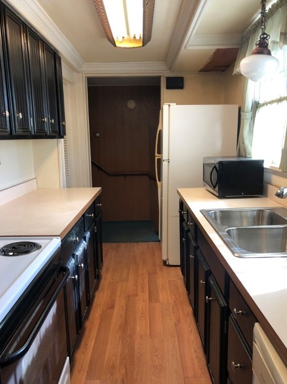 2408 Delaware Ave, New Castle, PA 16105