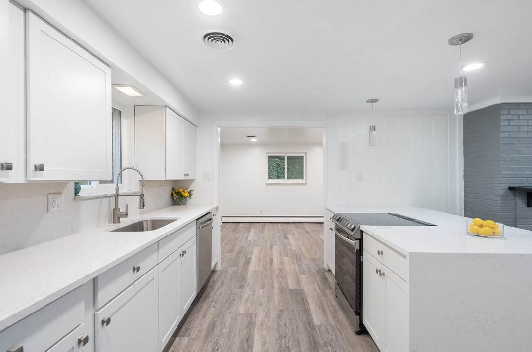 75 Woodside Dr, Washington PA  15301-3064 exterior