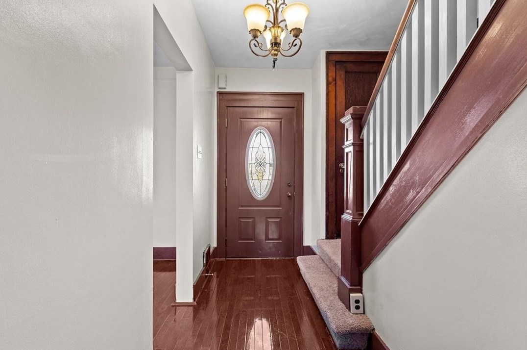 600 Bayne St, Mckeesport, PA 15132-6405