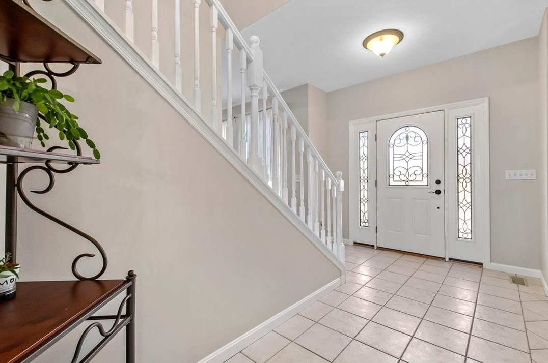 386 Pine Ridge Dr, Venetia, PA 15367-1364