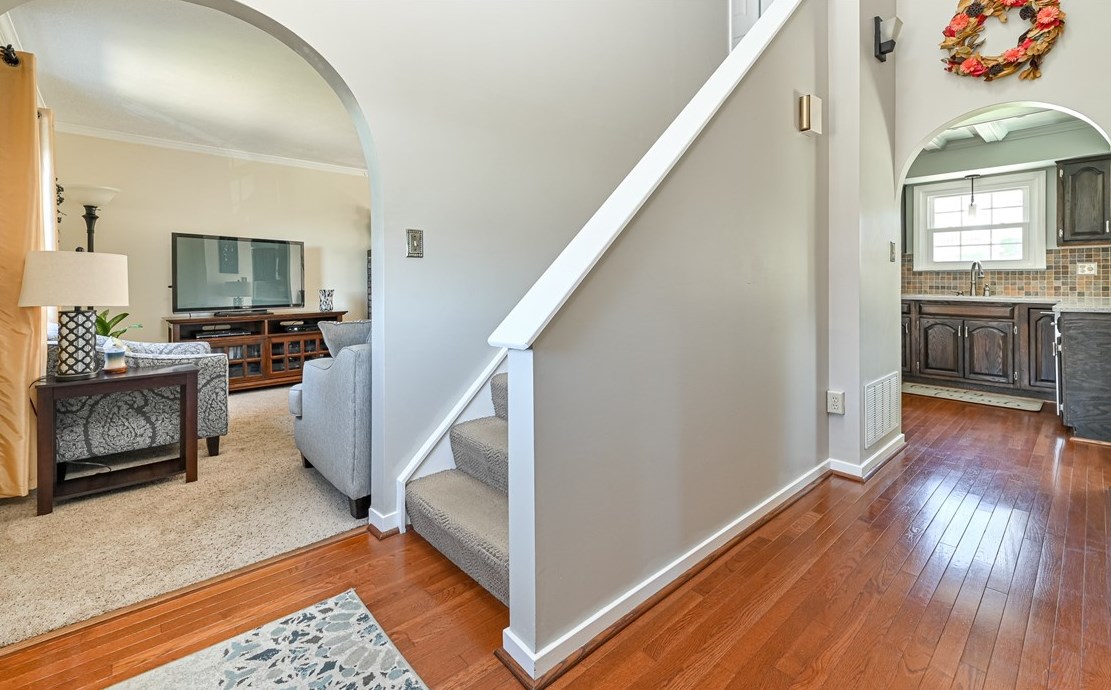 3162 Seneca Ct, Gibsonia, PA 15044