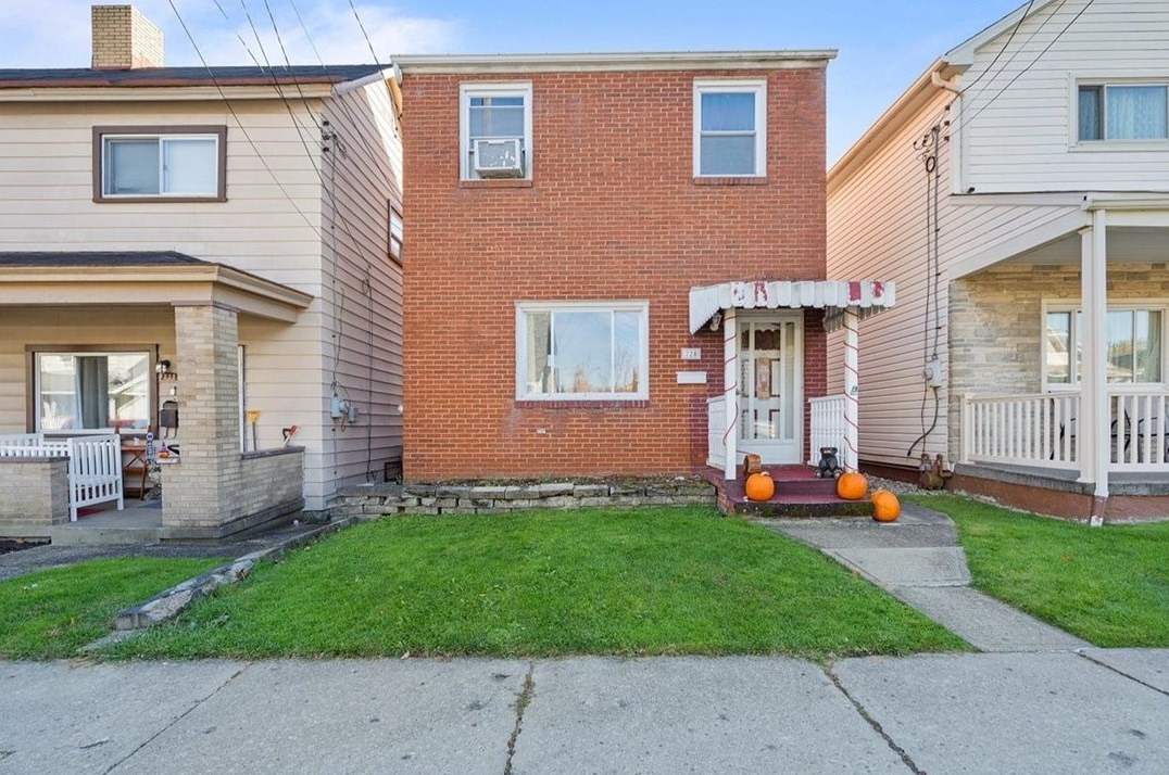 228 Boden Ave, Collier Township, PA 15106-3106