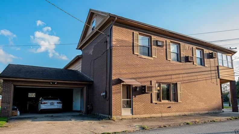 90 Yankeetown Ave, Homer City, PA 15748