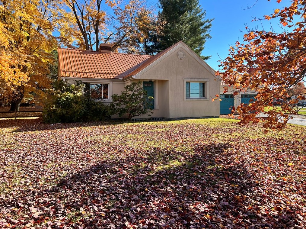994 E Jamestown Rd, Westford, PA 16134
