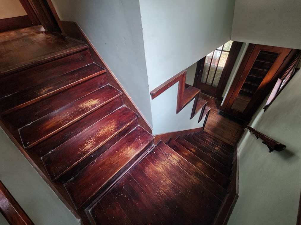 505 Sheridan Ave, New Castle PA  16105-2437 exterior