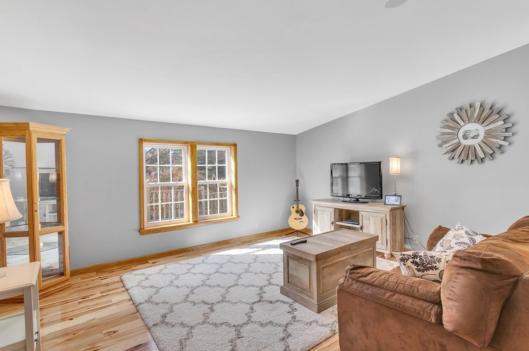 125 2nd Ave, Ellwood City PA  16117-4709 exterior