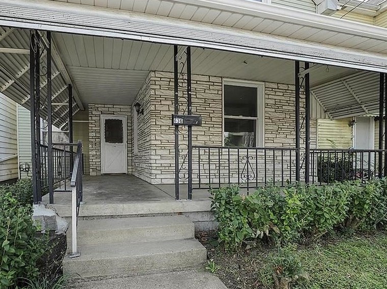 636 Addison St, Washington, PA 15301-5602