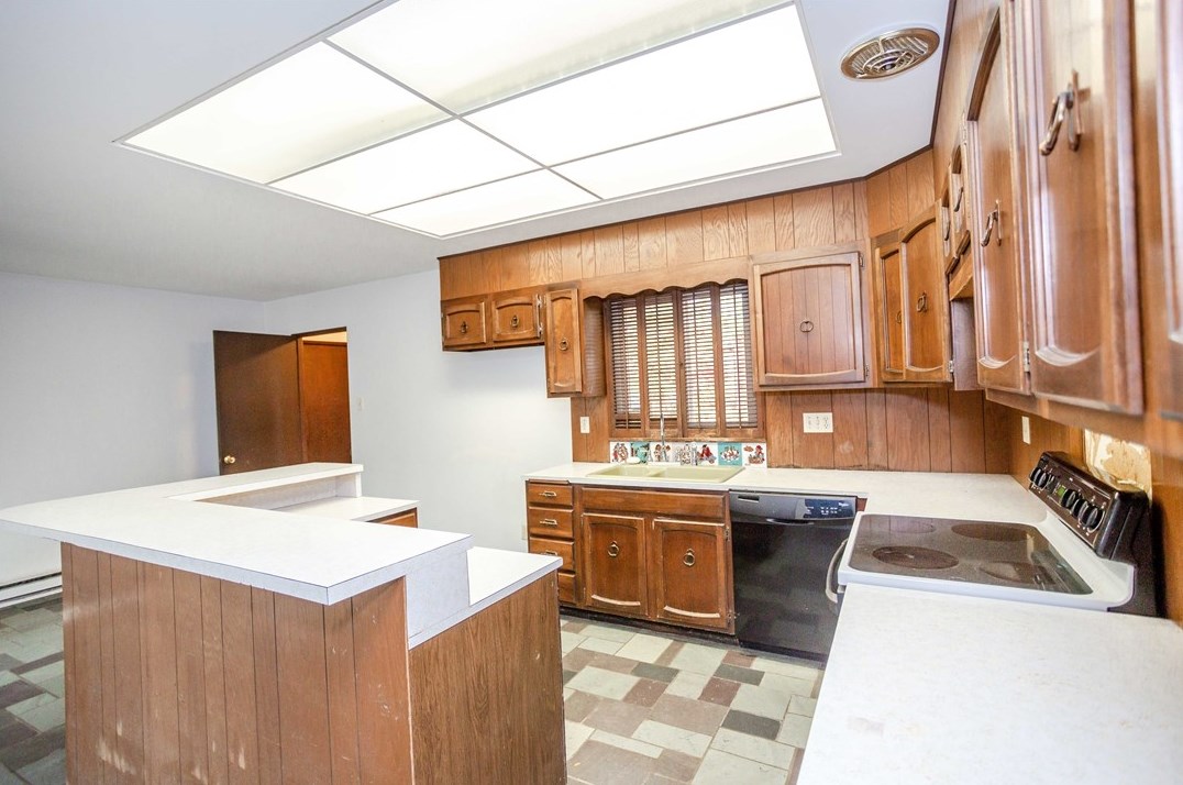 115 Hamilton St, Indiana PA 15701-2408 exterior