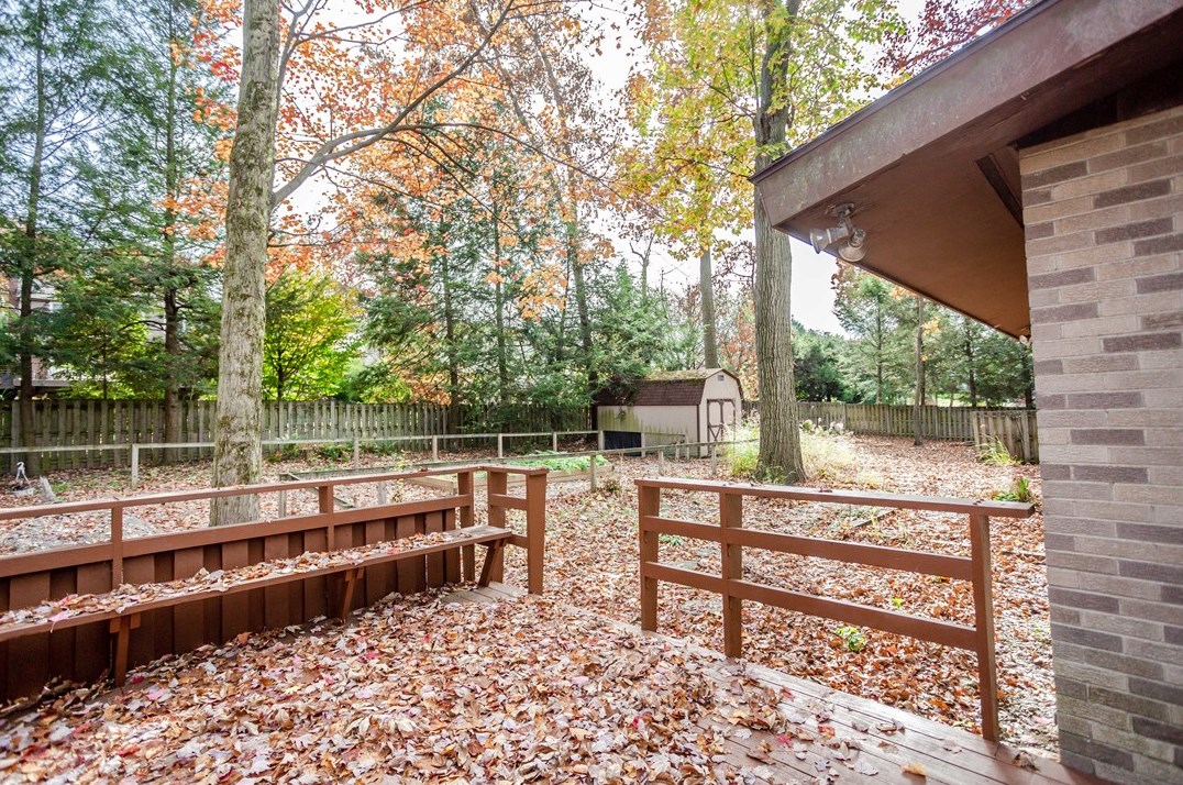 115 Hamilton St, Indiana PA 15701-2408 exterior