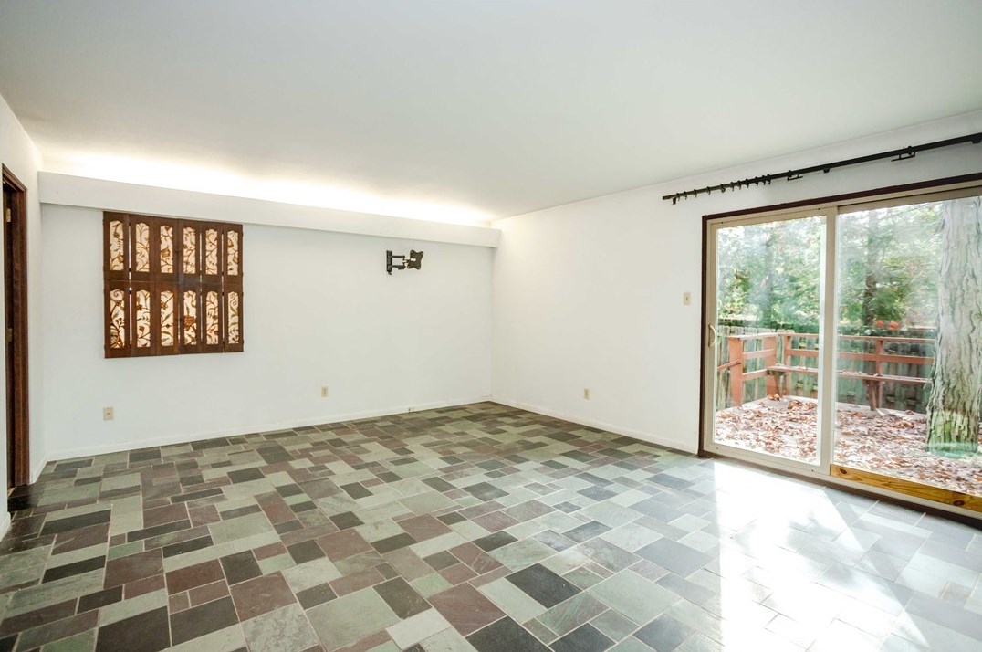 115 Hamilton St, Indiana PA 15701-2408 exterior