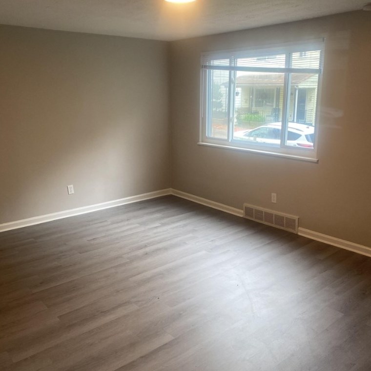511 Vogels Ln, Verona, PA 15147