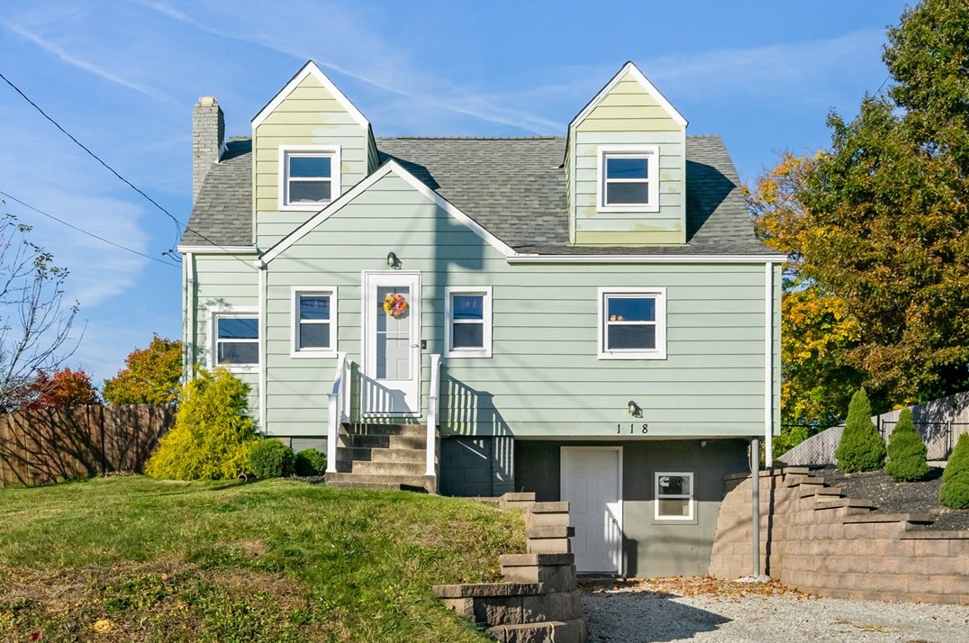 118 Hillview Rd, Jefferson Hills, PA 15025