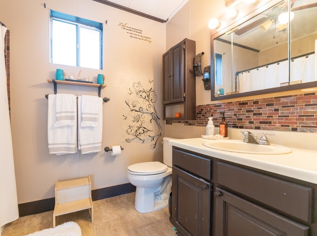 20 Buffalo Rd, Washington PA 15301-9339 exterior